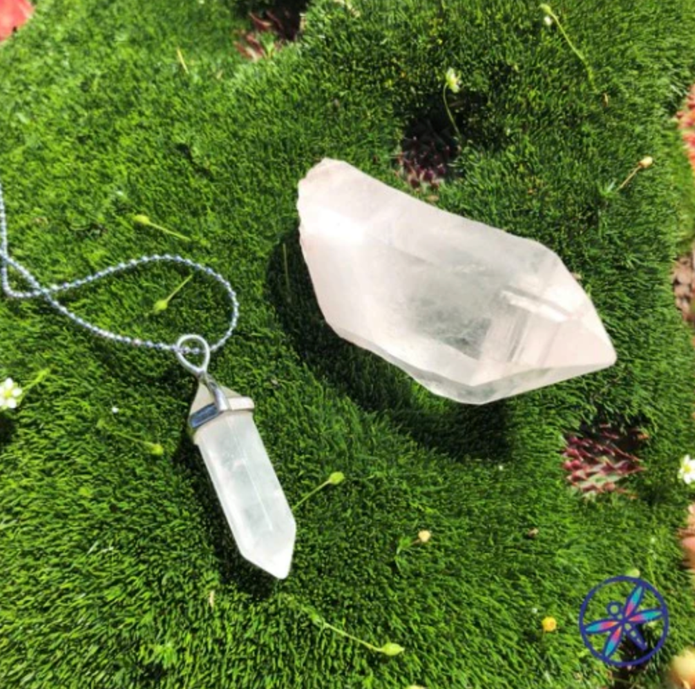 Collier en cristal spécial ✨