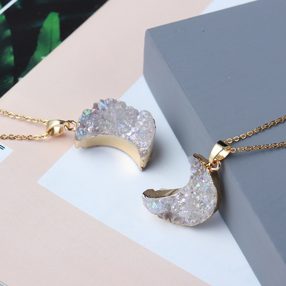 Collier lune en cristal druzy - chaîne en or 18 carats et argent