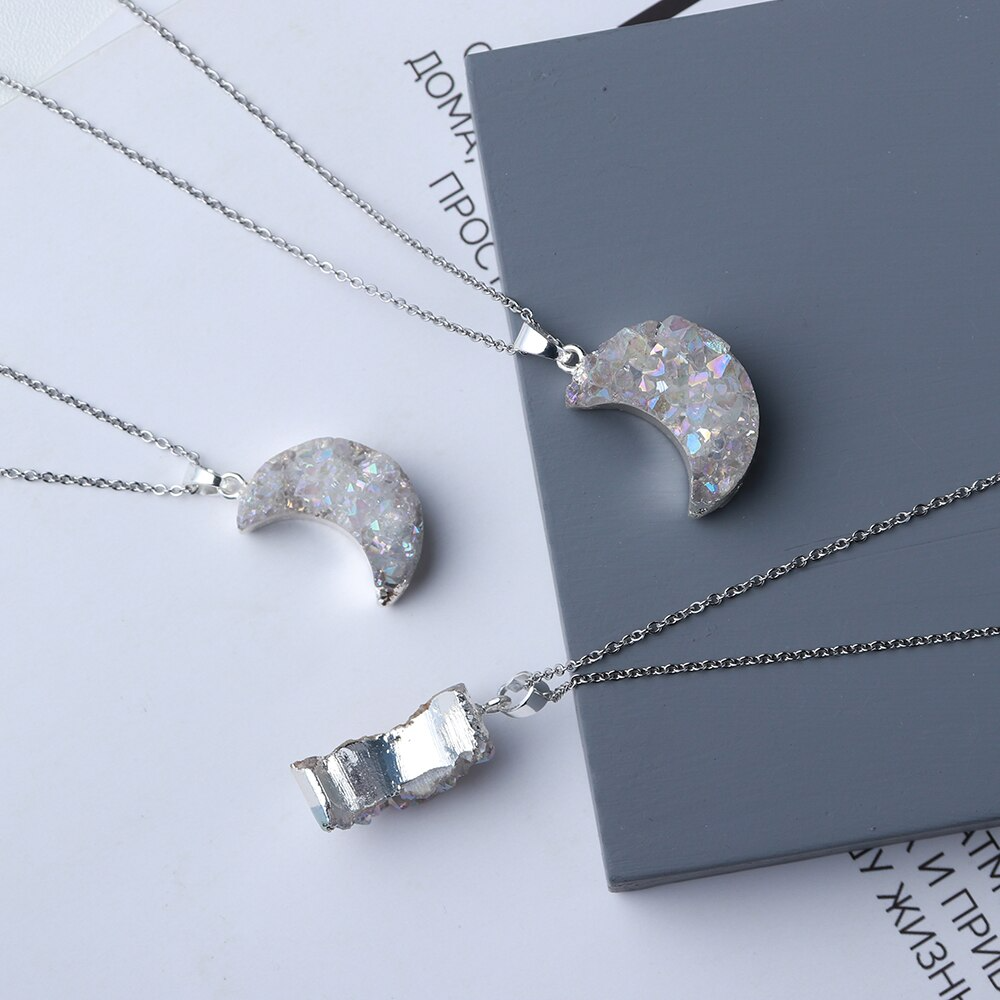 Collier lune en cristal druzy - chaîne en or 18 carats et argent