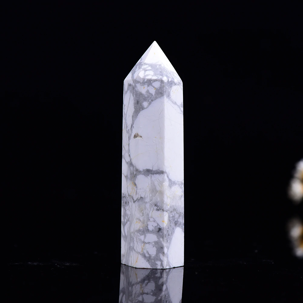 Howlite Point