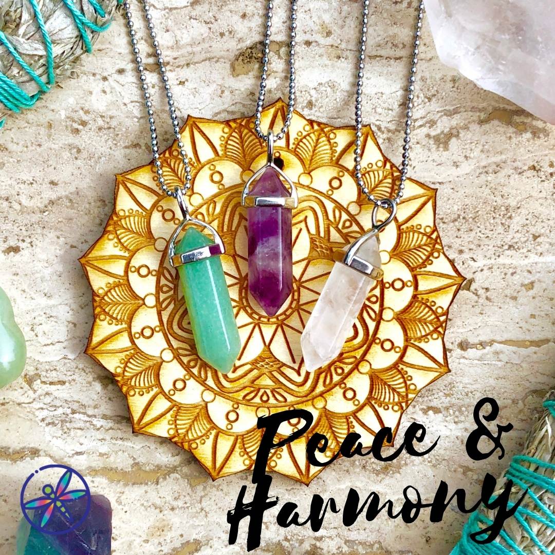 Conjunto de collar de cristal Peace & Harmony: aventurina, fluorita violeta, cuarzo transparente
