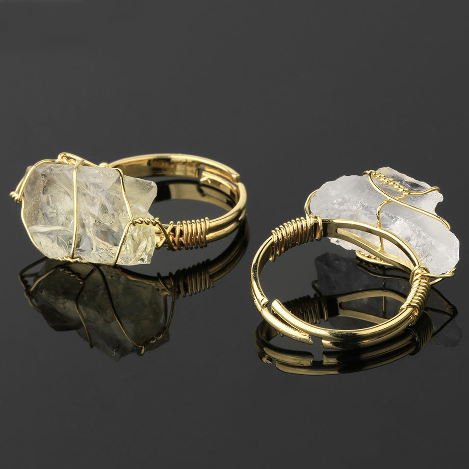 Anillo de cristal crudo envuelto en alambre - Tamaño ajustable