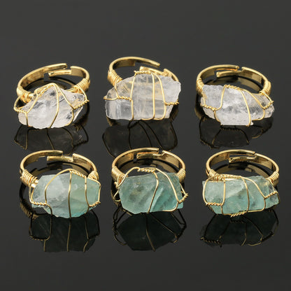 Anillo de cristal crudo envuelto en alambre - Tamaño ajustable