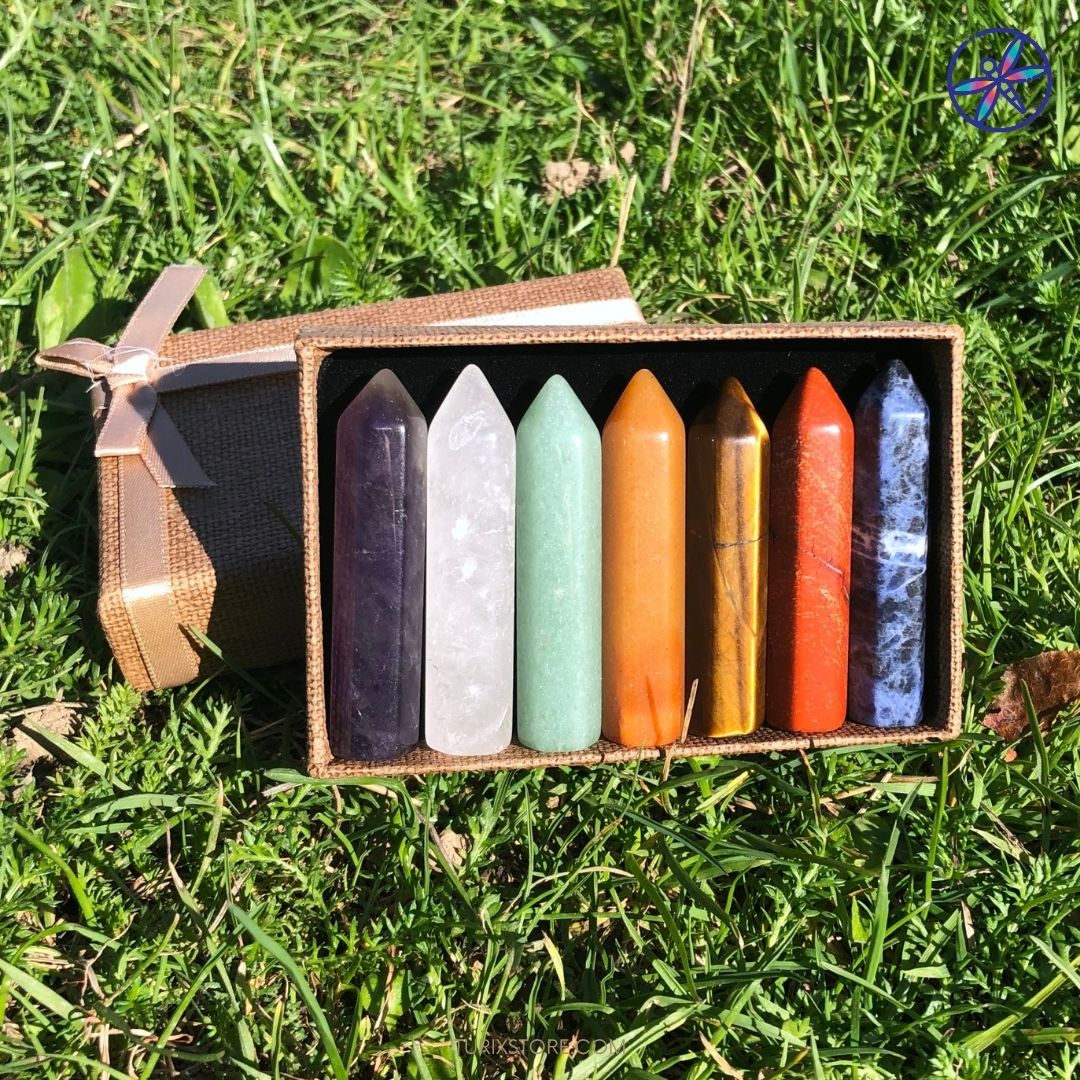Juego de puntas de cristal de los 7 chakras + caja de regalo 