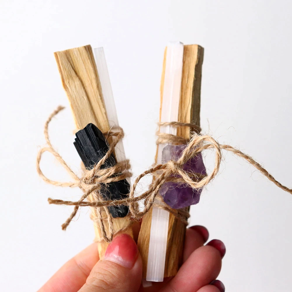 Mini paquete de limpieza con cristales: Palo Santo + Selenita