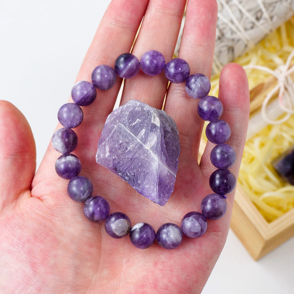 Only Good Vibes - Crystal Cleansing Gift Set with Sage, Selenite &amp; Palo Santo